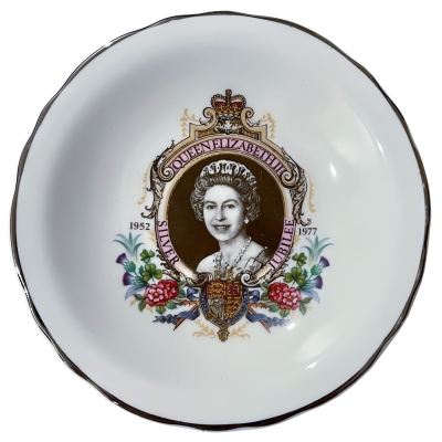 Queen Elizabeth II Silver Jubilee. Portrait